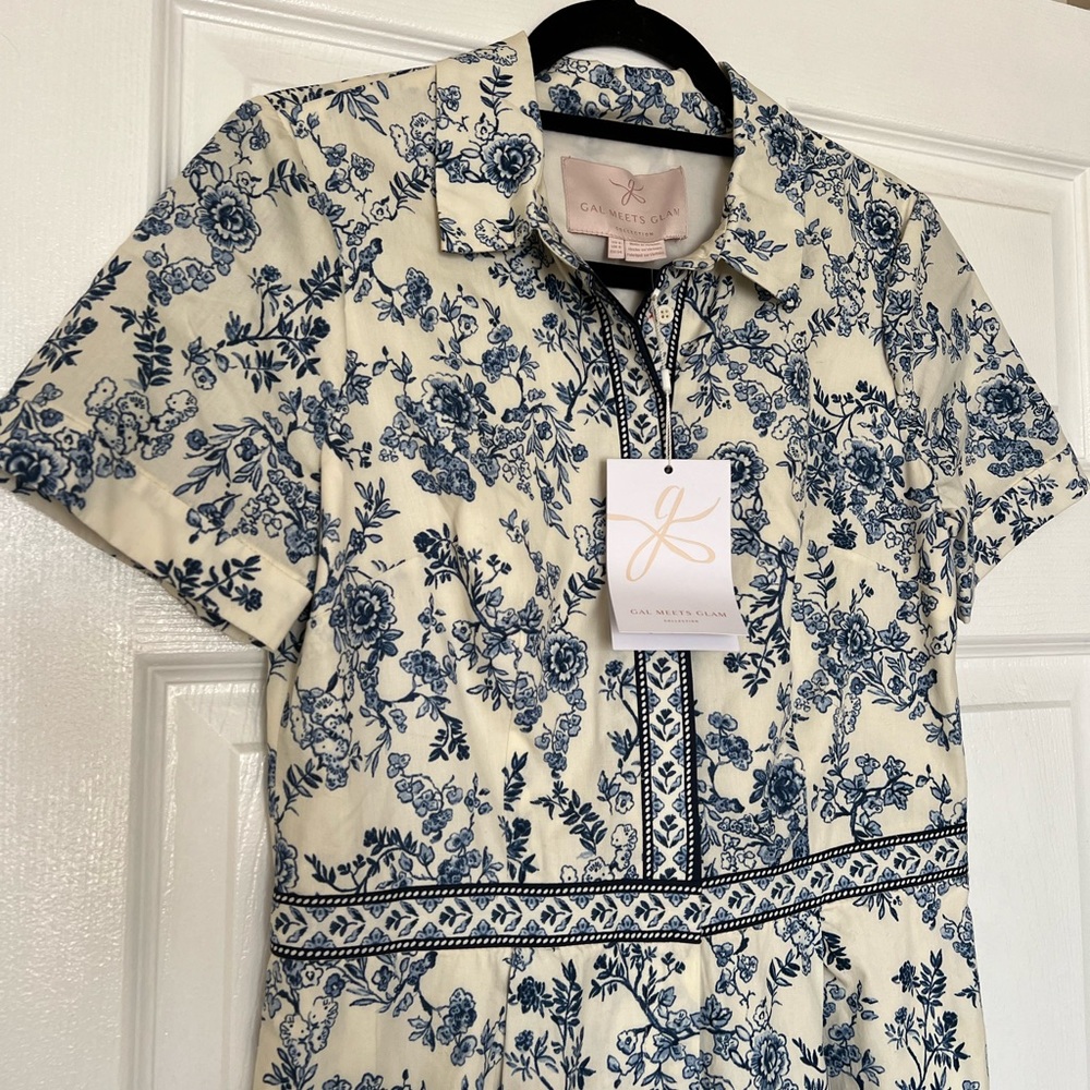 NWT Gal Meets Glam Blue & Creme jumpsuit size 4